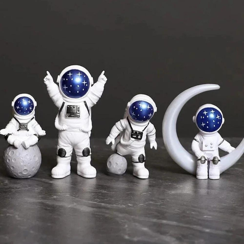 Conjunto de 4 Esculturas Decorativas de Astronauta - Loja Sem Barreiras