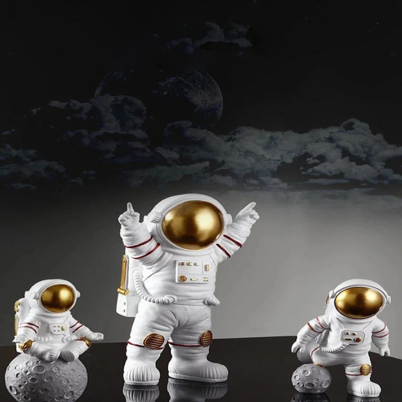 Conjunto de 4 Esculturas Decorativas de Astronauta - Loja Sem Barreiras